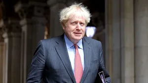 Boris Johnson are un nou plan pentru redresarea economiei. Energia eoliană ar putea fi „salvarea” Marii Britanii