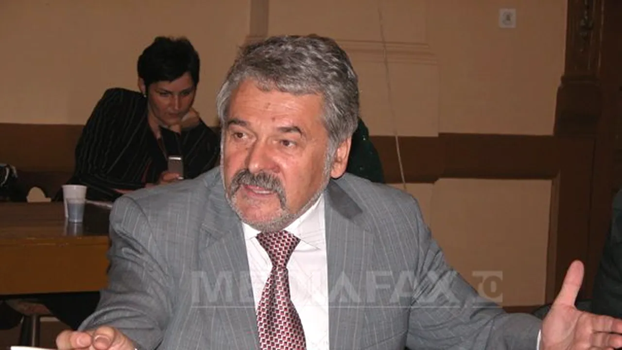 Mircea Moloţ, arestat la domiciliu pentru fapte de corupţie, va fi cercetat sub control judiciar