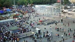 Peste o mie de persoane au marcat pe străzile Istanbului doi ani de la protestele din Parcul Gezi