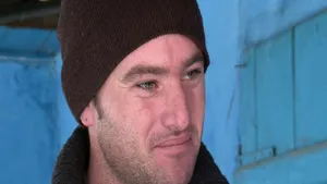 Un tânăr din Iaşi şi-a ajutat soţia să nască. Salvarea nu a ajuns la timp 