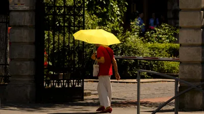 METEO ANM: Bucureștiul intră sub un val de căldură extremă. Până la 38 de grade și nopți tropicale