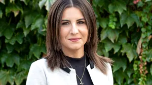 Ioana Constantin, candidat PMP pentru Camera Deputaţilor la alegerile parlamentare 2020: ”Cerem redeschiderea şcolilor. Autorităţile au făcut o greşeală fundamentală când le-au închis pe toate”