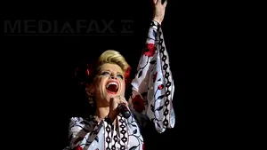 Loredana a primit trofeul 