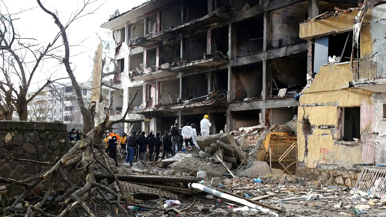 Atacator, ucis în timpul unei tentative de atentat ce viza o secţie de poliţie din oraşul turc Gaziantep