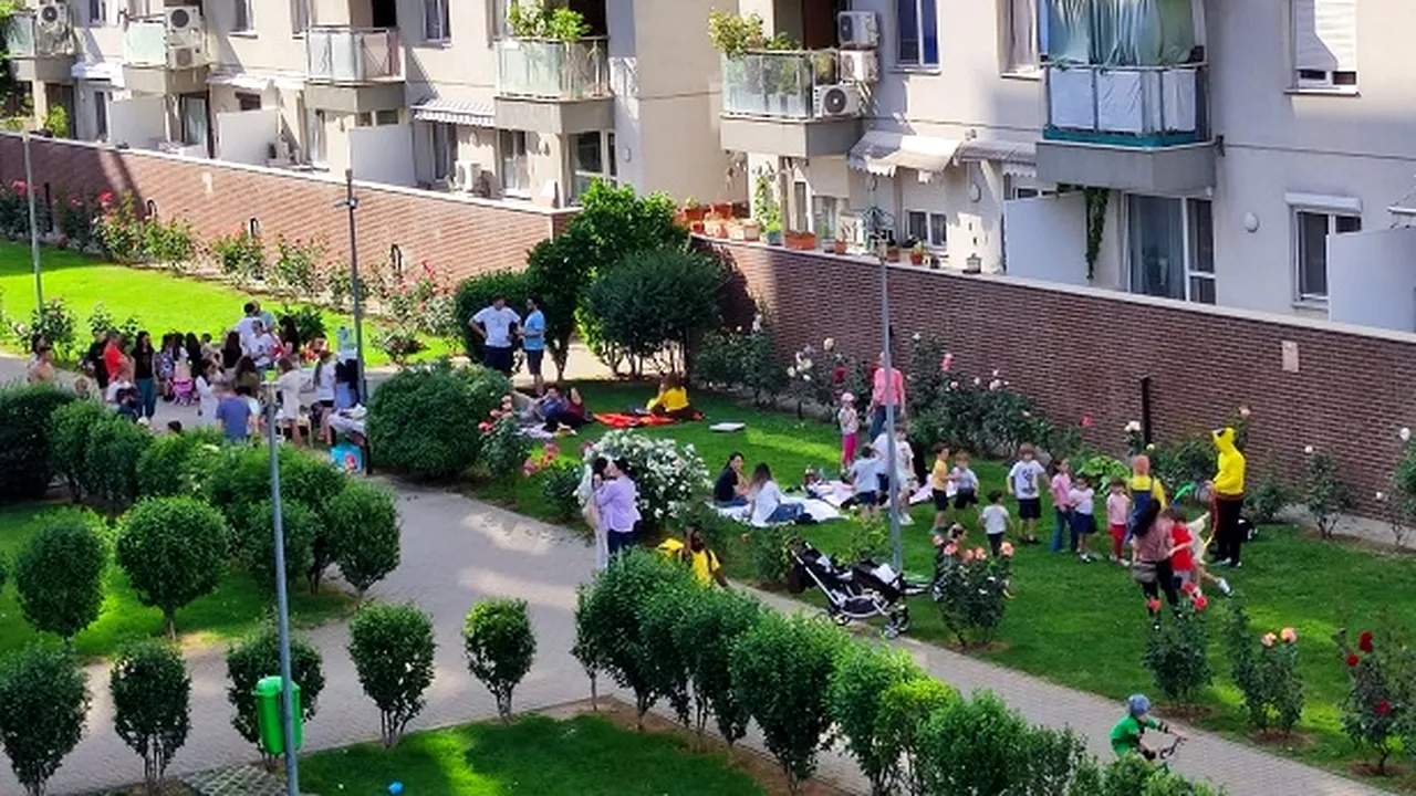 Cum pot câştiga locuitorii de la bloc până la 15.000 de euro pentru dezvoltare comunitară