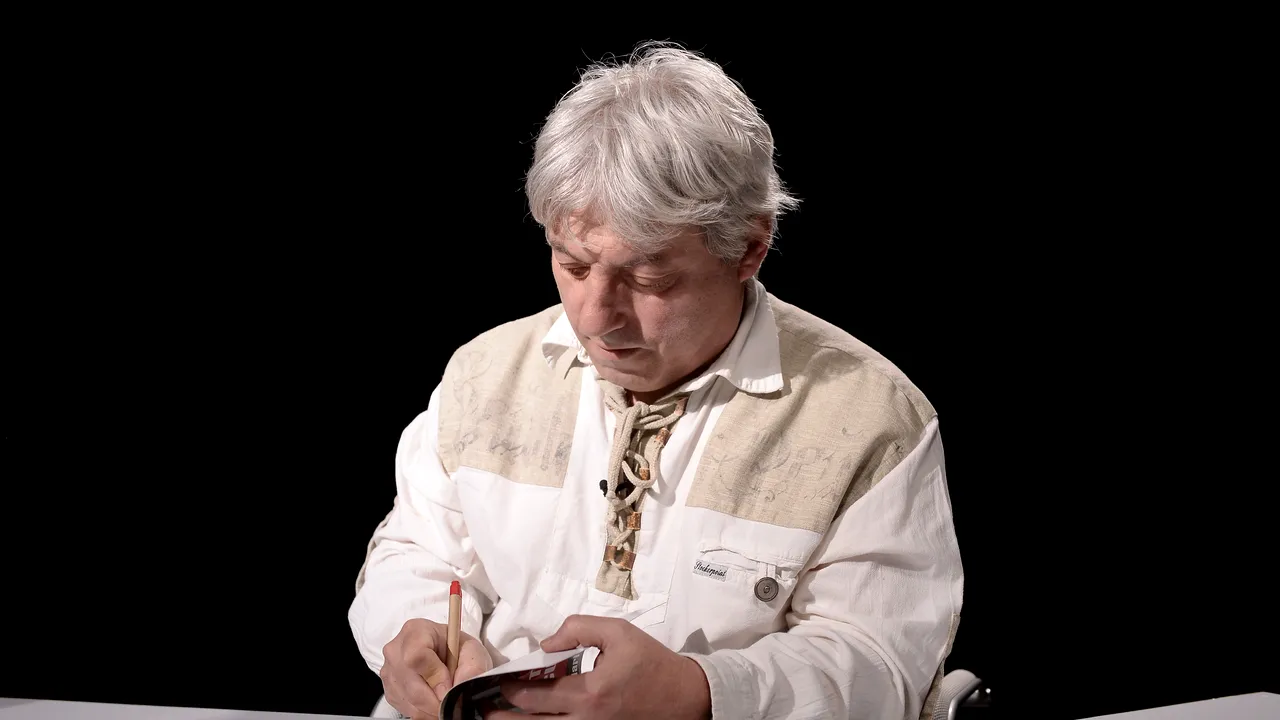 PREZENTUL FĂRĂ PERDEA Marius Oprea | Emanuel Ungureanu, deputatul care atacă Catedrala Mânturirii Neamului, a trecut de la adventişti la userişti 