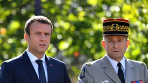 Şeful Statului Major al Armatei Franţei a demisionat în urma neînţelegerilor cu preşedintele Emmanuel Macron