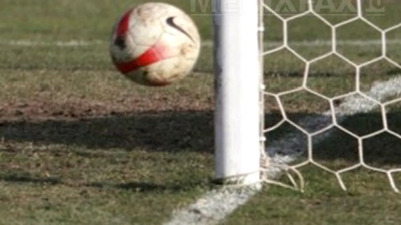 Dinamo învinge CFR Cluj, scor 3-2, în derbiul etapei a XIII-a şi se menţine pe primul loc în Liga I