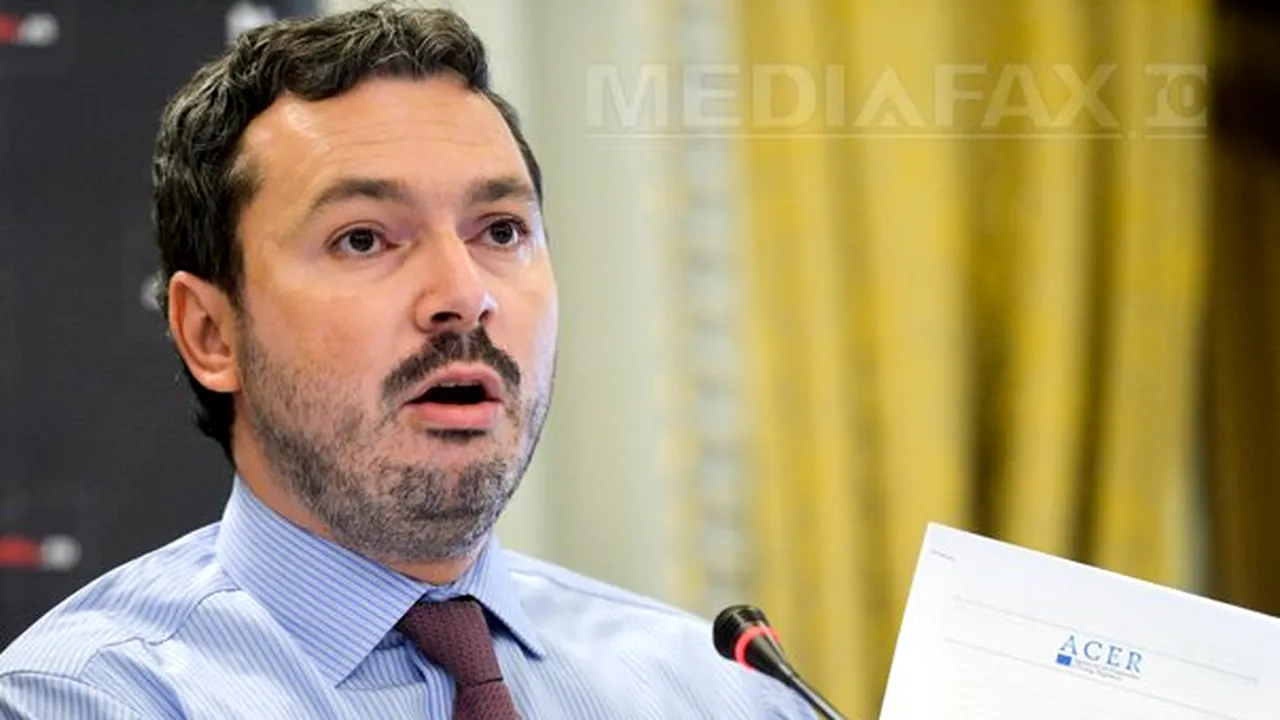 CONFERINŢA MEDIAFAX - Nicolescu nu vrea excepţii pentru sondele din Marea Neagră: taxa pe stâlp să scadă la 1% pentru toţi - VIDEO