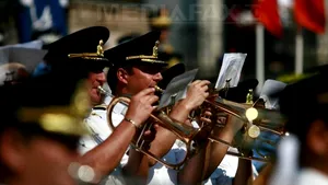 Ziua Imnului Naţional al României, marcată printr-o ceremonie în Piaţa Tricolorului