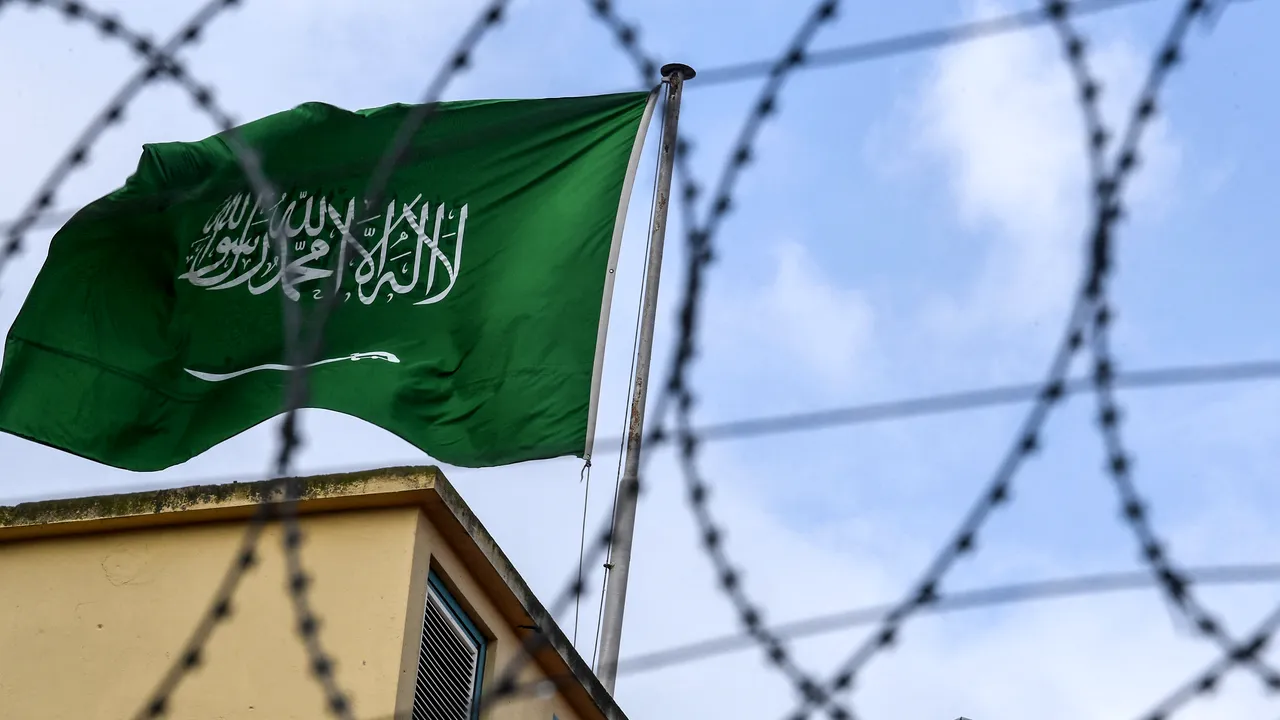 Arabia Saudită a eliberat un cetăţean american încarcercat din cauza unor tweet-uri controversate