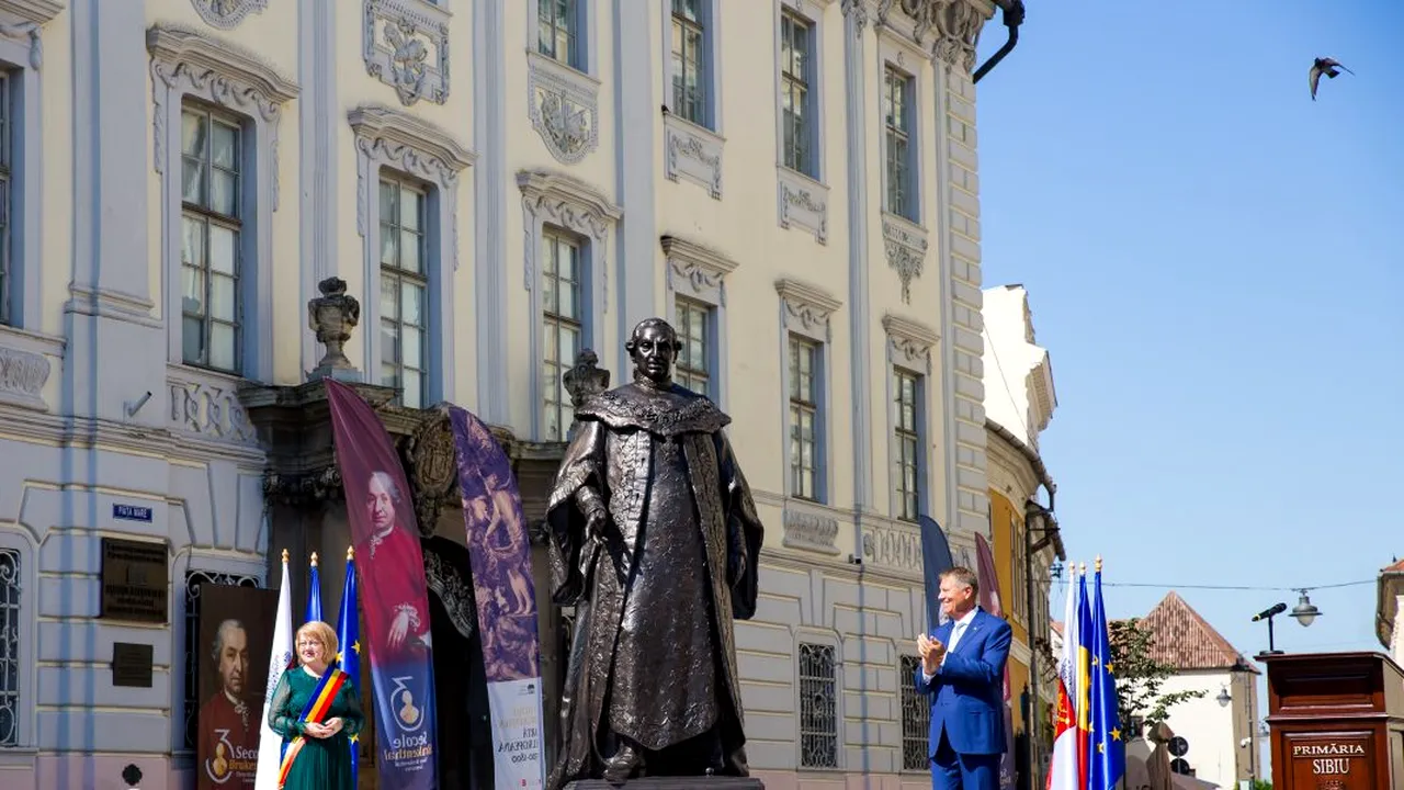 Răspunsul Administraţiei prezidenţiale după ce Iohannis a participat la ceremonia de dezvelire a statuii celui care i-a tras pe roată pe Horea şi Cloşca 