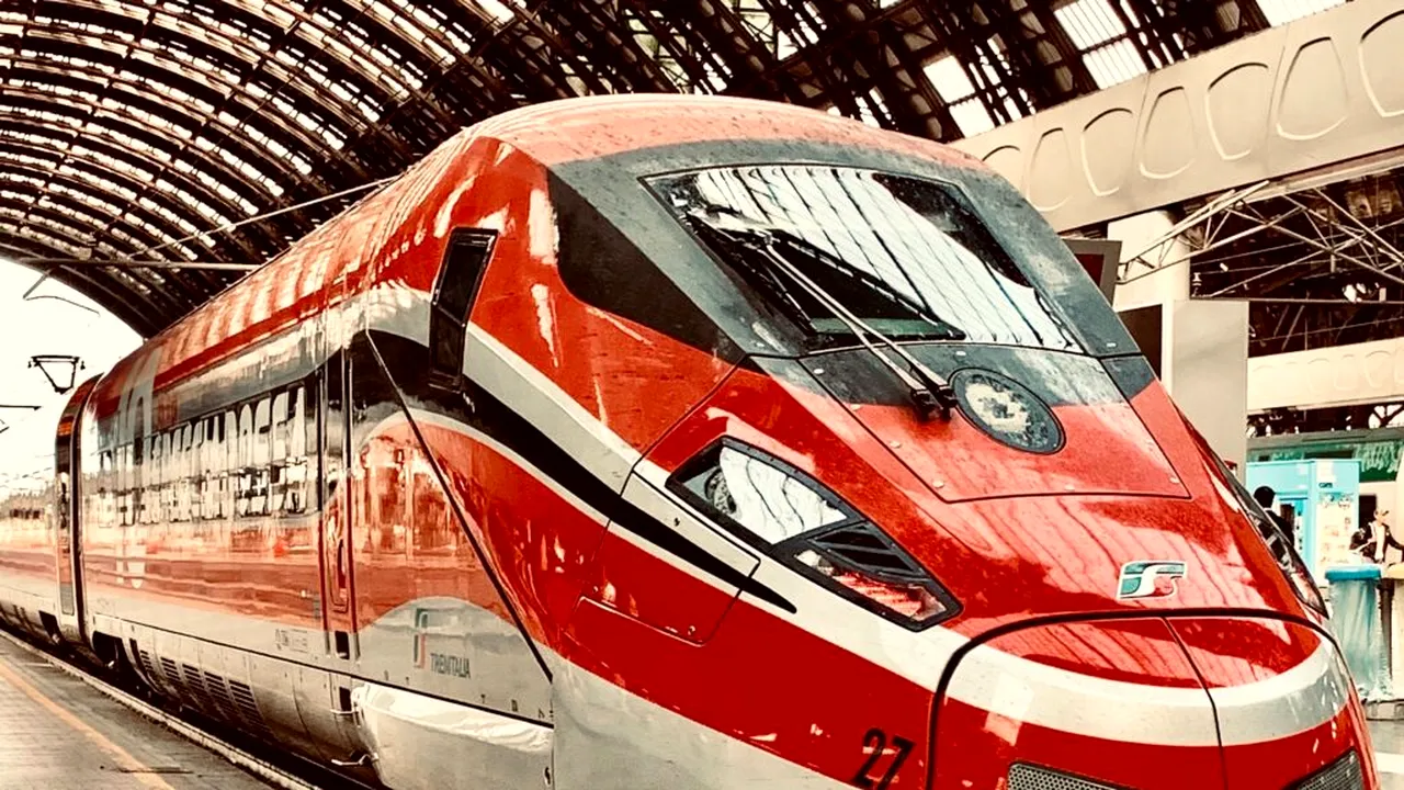 Lovitură pentru românii din Italia. Compania feroviară elimină o facilitate importantă