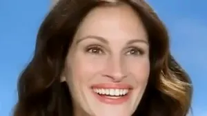 Julia Roberts, în rolul zeiţei Venus într-o reclamă pentru cafea - VIDEO