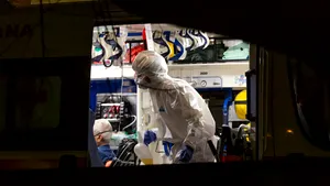 Un bărbat cu insuficienţă respiratorie a murit la spital, în Sibiu. Autorităţile exclud varianta COVID-19