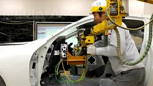 China a depăşit Japonia şi a devenit cel mai mare cumpărător de roboţi industriali din lume