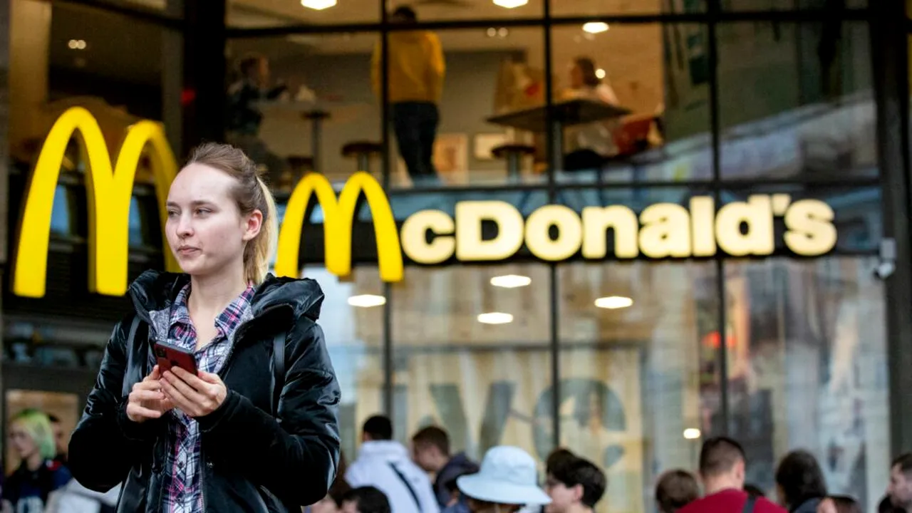McDonald’s anunță schimbări în restaurantele sale după ce vânzările au scăzut alarmant la nivel global