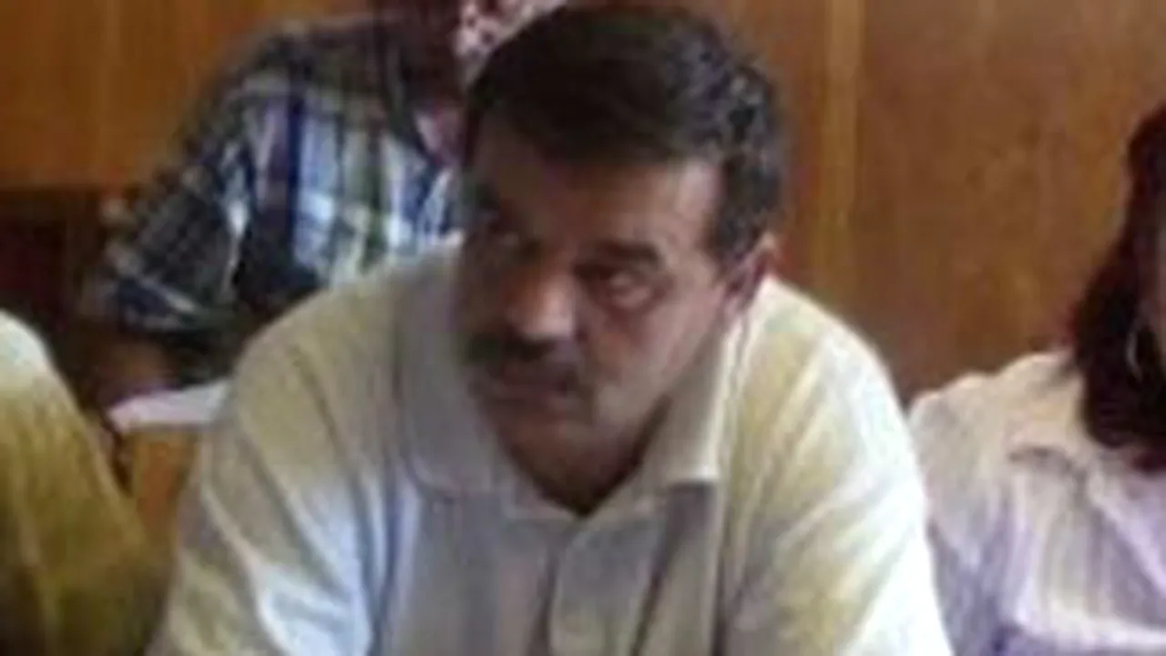Gândul: Director de şcoală – acuzat de hărţuirea sexuală a elevelor