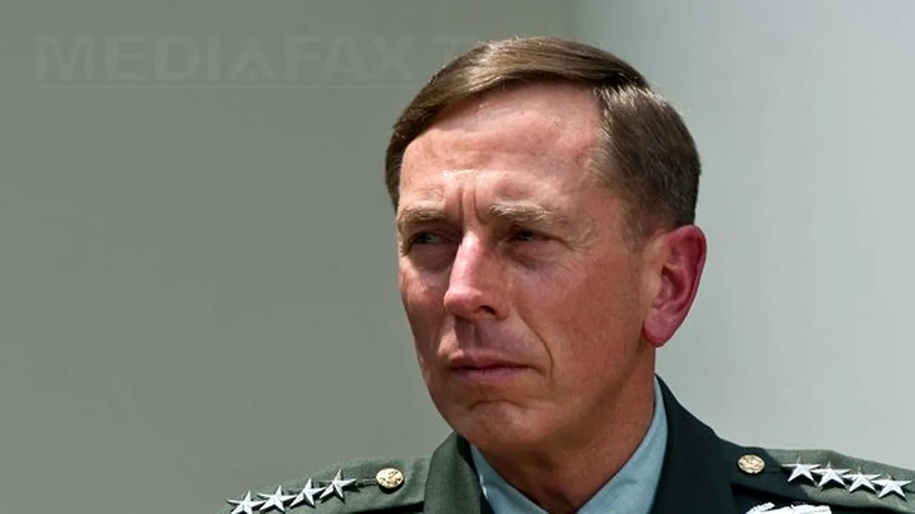 Generalul David Petraeus, 