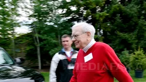 Unul dintre cei mai bogaţi oameni ai lumii se pregăteşte de retragere. Cum s-a pregătit fiul său pentru preluarea afacerii