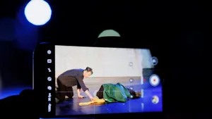 COMUNICAT. De pe scenă până în Piața Universității: spectacolele verii prin lentila HUAWEI Pura 80 Ultra
