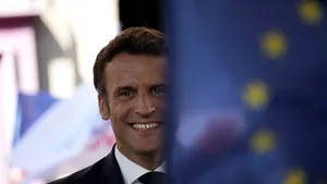 Analiză BBC - Alegerile din Franţa: victorie istorică, dar Macron a polarizat Franţa