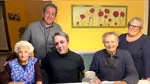 Familia din Italia care culege plante la 3.000 de metri și face lichioruri după rețete vechi de peste 120 de ani