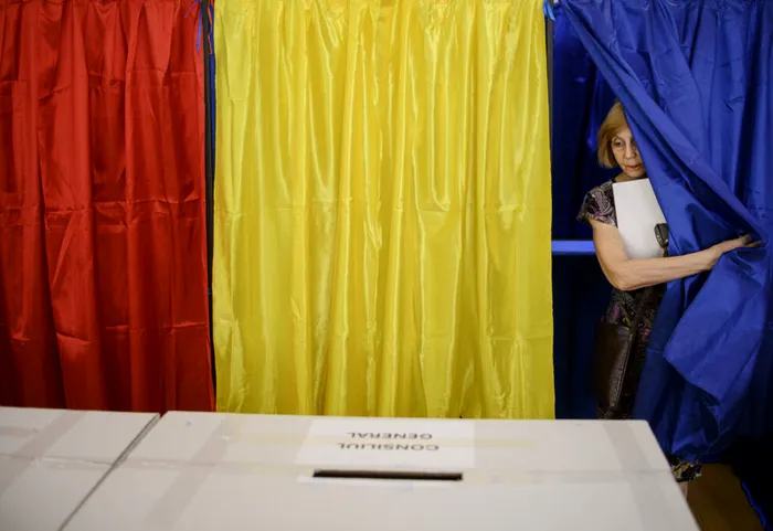 POLITIC Urnele pentru alegerea noului primar general al Capitalei s-au deschis