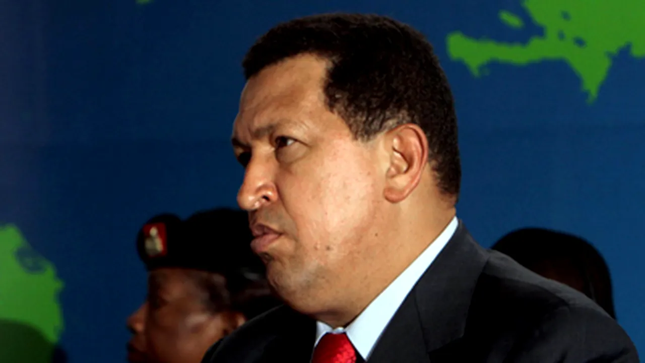 Hugo Chavez a cumpărat un tun pentru provocarea ploilor în mod artificial