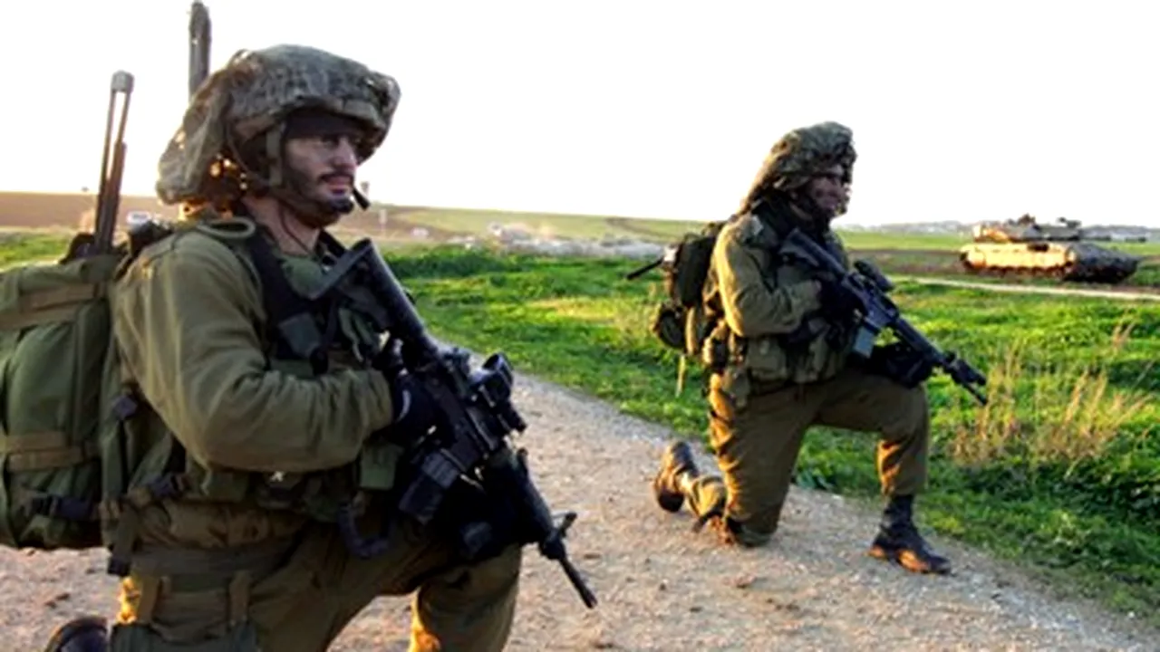 Telefoanele mobile ale militarilor israelieni, confiscate înaintea începerii ofensivei terestre