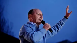 Băsescu: O participare consistentă la vot ar da posibilitatea ca ţara să aibă un preşedinte puternic