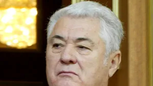 Voronin: România încearcă să submineze independenţa R. Moldova