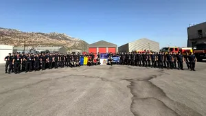 Un nou contingent de pompieri români a ajuns în Grecia pentru misiuni de stingere a incendiilor