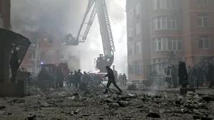 Doi morţi şi 17 răniţi în Ucraina, în urma atacurilor ruseşti