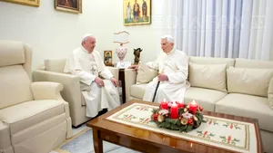 Ce spune Benedict al XVI-lea despre validitatea demisiei sale şi relaţia cu Papa Francisc