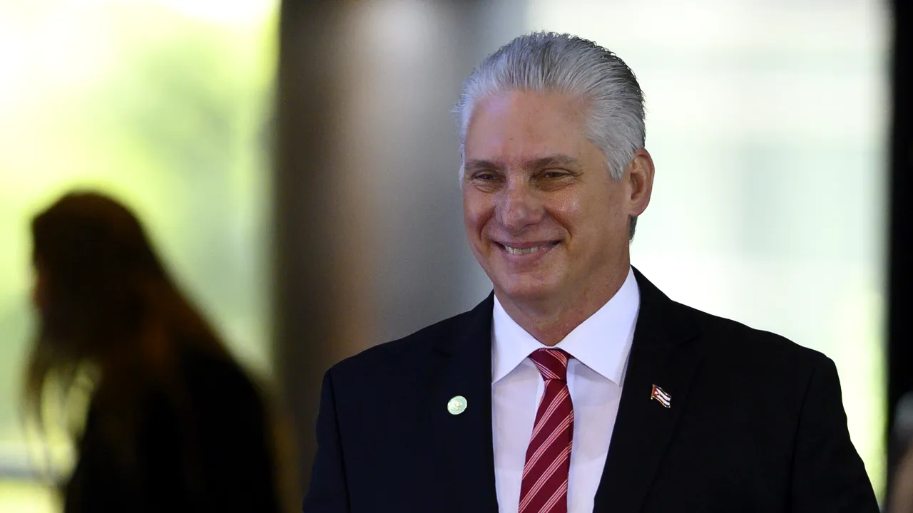 Preşedintele cubanez Diaz-Canel a fost reales. Cum va combate ineficienţa sistemului guvernat în mod totalitar
