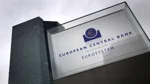 Banca Centrală Europeană menţine rata dobânzii de politică monetară, dar adoptă măsuri de stimulare a economiei