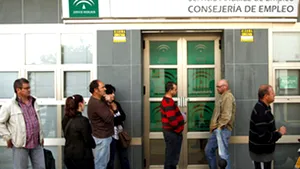 Cum vor mai munci românii în Spania