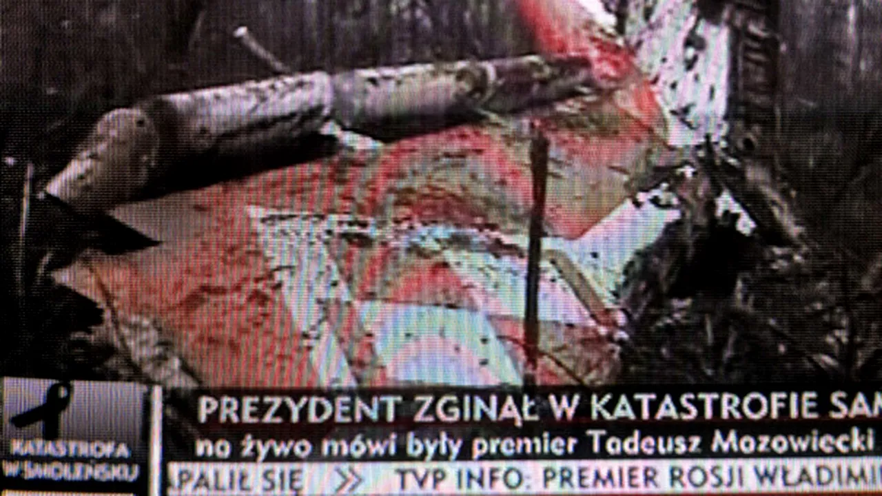 Avionul la bordul căruia se afla preşedintele polonez s-a prăbuşit. Nu există supravieţuitori - FOTO şi VIDEO