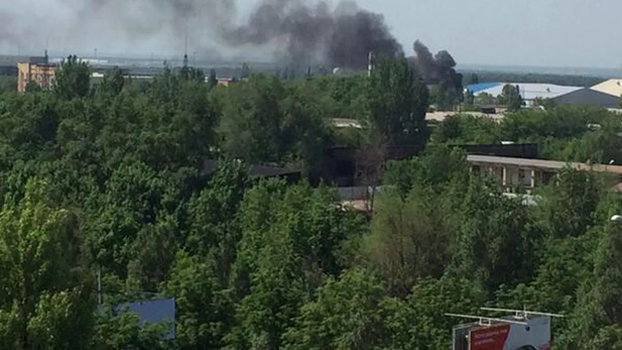 Aviaţia militară ucraineană a atacat baze ale insurgenţilor proruşi