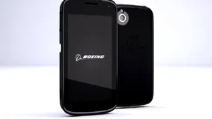 Boeing lucrează la un smartphone care şterge datele stocate dacă se încearcă deschiderea neautorizată. Cum arată şi ce dotări are telefonul