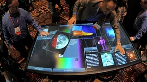 CES Las Vegas 2013: Mai subţire, mai mare, mai performant, dar fără Microsoft