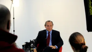 George Friedman: Aţi fost obişnuiţi să gândiţi în termeni de structuri şi alianţe, trebuie să luaţi în considerare o politică independentă