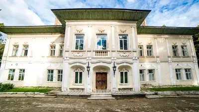ISTORIE Castel de aproape 300 de ani, scos la vânzare în România. Prețul a fost redus la 750.000 de euro
