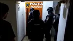 Șase tineri din Brașov, cu vârste între 16 și 22 de ani, cercetați după ce au aderat la o organizație neonazistă