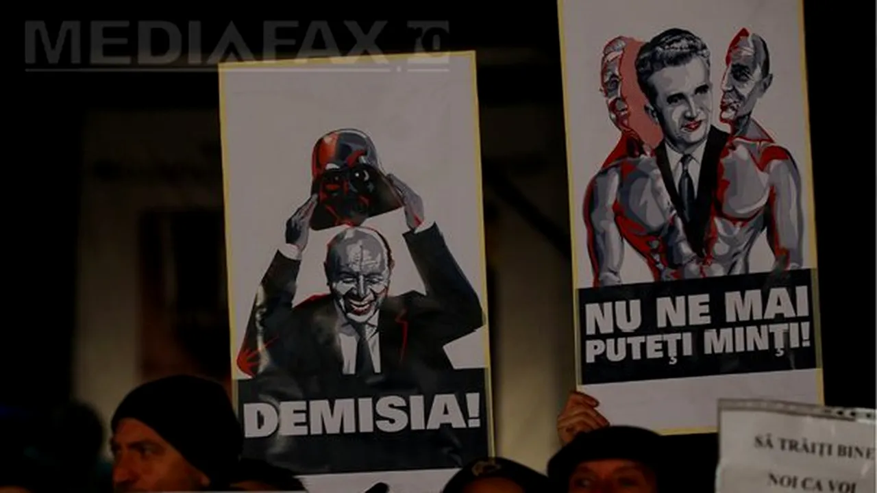 COMENTARIU: O altă Românie, cu substanţă şi mesaj, a protestat marţi noapte la Piaţa Universităţii