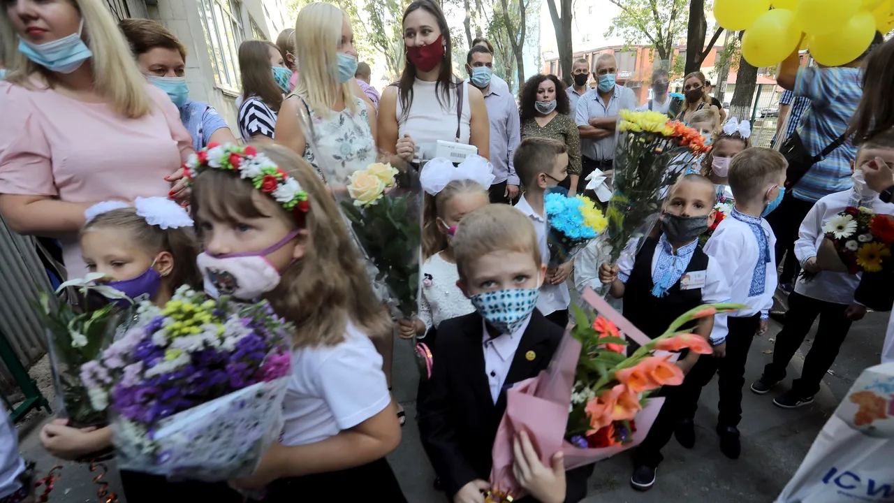 Coronavirus: Doar unul din trei elevi din lume se va întoarce la şcoală la jumătatea lunii septembrie