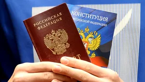 Un cetățean american care a ajutat Rusia din interiorul Ucrainei a primit pașaport rusesc de la Putin
