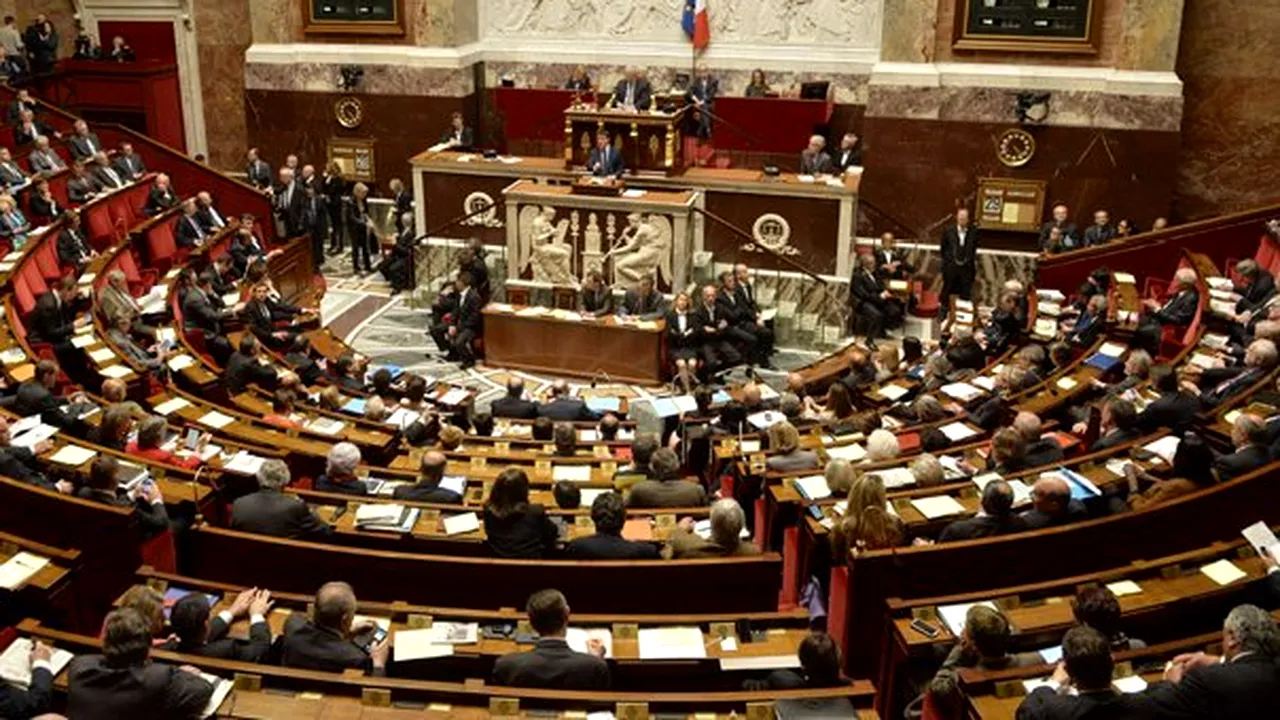 Parlamentarii francezi vor face practică în companii pentru a înţelege mai bine lumea afacerilor