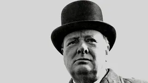 Ciolacu, comparat cu Churchill. Cine l-a urcat pe politicianul buzoian lângă legendarul premier britanic